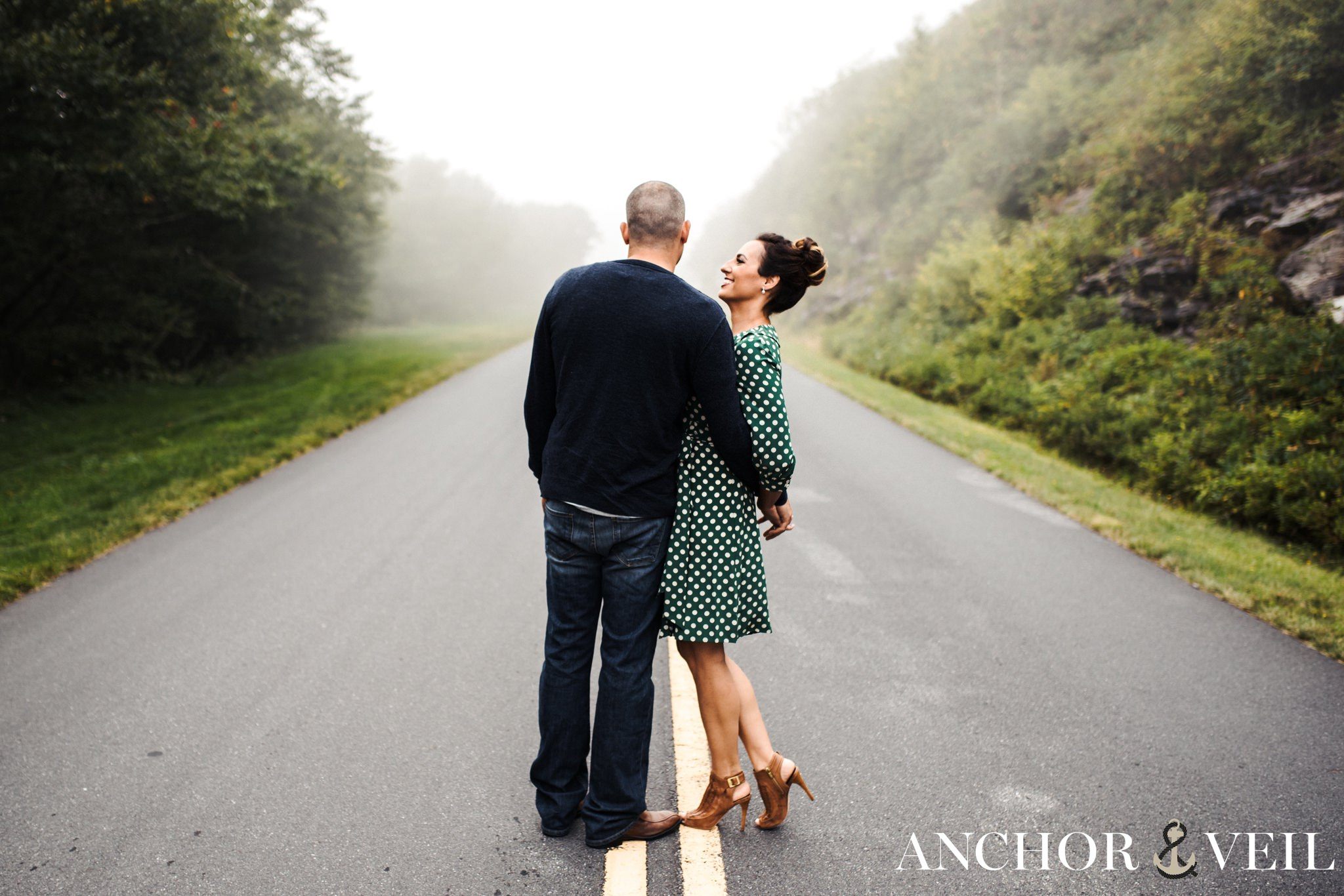 craggy-gardens-engagement-session-anniversary-shoot-18