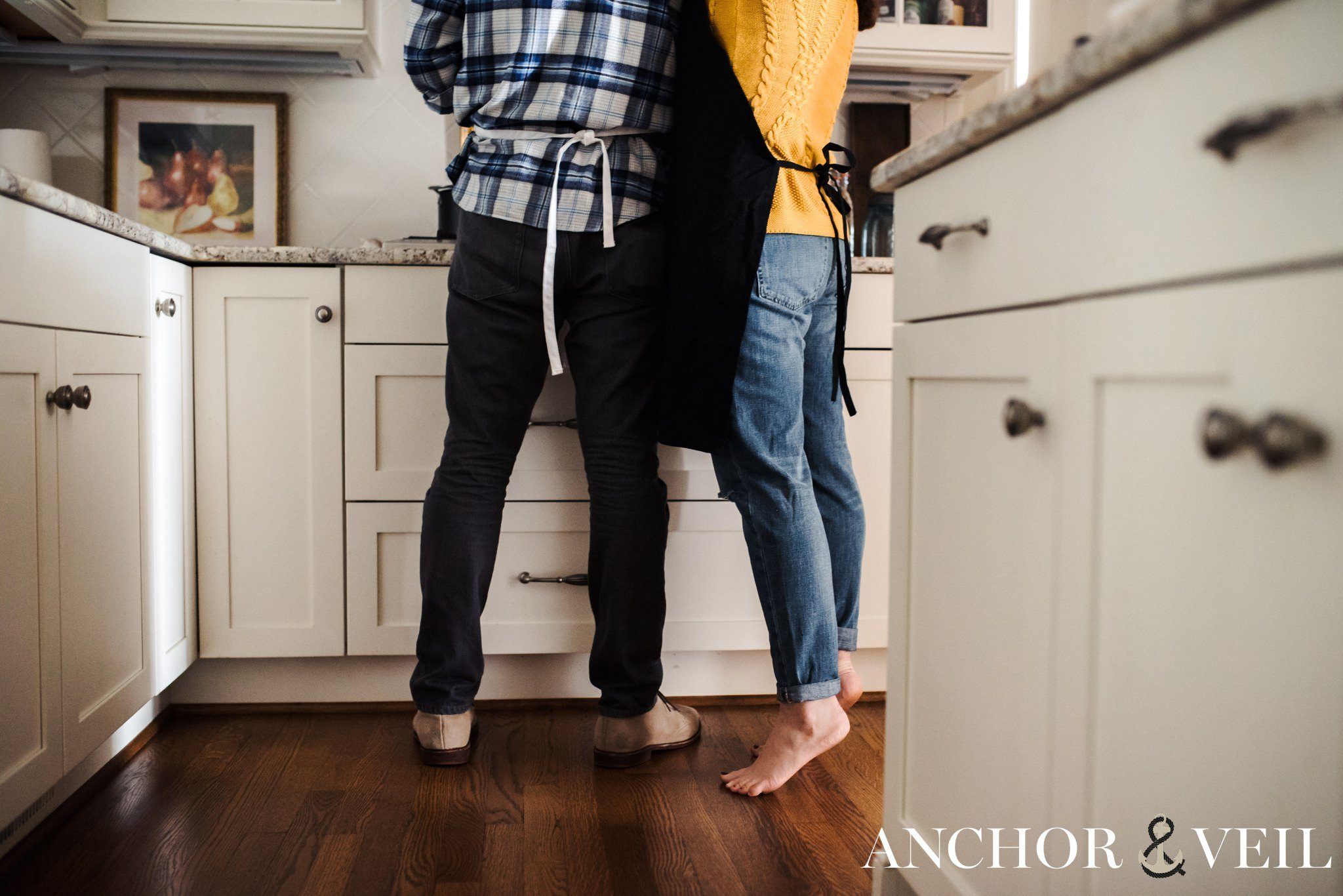 in-home-kitchen-engagement-session-13
