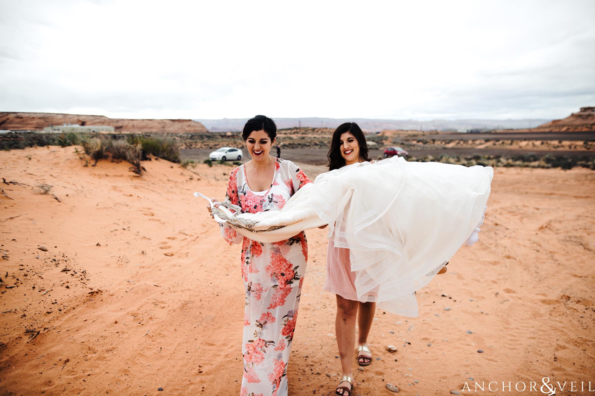 walking to the location to get dressed during their Horseshoe Bend Elopement Wedding